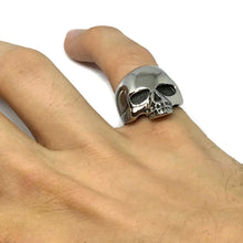 Load image into Gallery viewer, CRYPT | Skull Ring | Silver - LONDØNWORKS