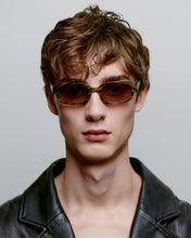 Load image into Gallery viewer, A. KJÆRBEDE | Will | Striped Horn - LONDØNWORKS