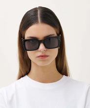 Load image into Gallery viewer, MESSYWEEKEND | Anna Sunglasses | Black - LONDØNWORKS