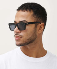 Load image into Gallery viewer, MESSYWEEKEND | Anna Sunglasses | Black - LONDØNWORKS