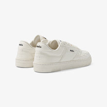 Load image into Gallery viewer, MoEa | GEN9 Corn Grained Vegan Sneakers | Pure White - LONDØNWORKS