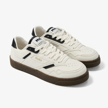 Load image into Gallery viewer, MoEa | GEN9 Corn Grained Vegan Sneakers | Black & White - LONDØNWORKS