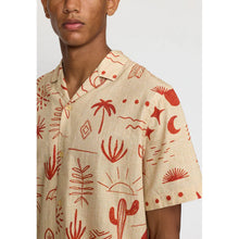 Load image into Gallery viewer, REVOLUTION | 3169 Cuban Shirt | Red - LONDØNWORKS