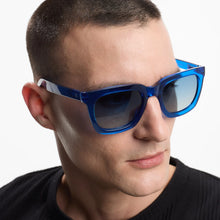Load image into Gallery viewer, BARNER | Max | Sunglasses | Glossy Electric Blue