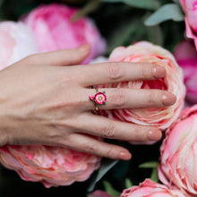 Load image into Gallery viewer, BILL SKINNER | Wildflower Open Ring | Gold - LONDØNWORKS