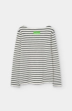 Load image into Gallery viewer, LOREAK MENDIAN | Bogak W LS T-shirt | Off White/Dark Green