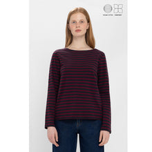 Load image into Gallery viewer, LOREAK MENDIAN | Laida T-Shirt | Dark Blue &amp; Burgundy