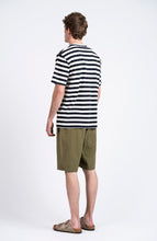 Load image into Gallery viewer, LOREAK MENDIAN | Hazpe Dot M T-Shirt | Off White/Navy