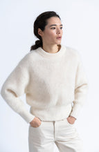 Load image into Gallery viewer, LOREAK MENDIAN | Ezti Jumper| Ecru