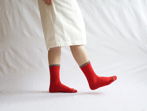 NISHIGUCHI KUTSUSHITA | Silk Cotton Socks | Red - LONDØNWORKS