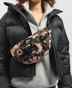 WOUF | Margot Waistbag | Pink Camo