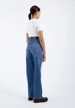 Load image into Gallery viewer, DR DENIM | Echo Jeans | Bay Mid Used
