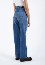 Load image into Gallery viewer, DR DENIM | Echo Jeans | Bay Mid Used