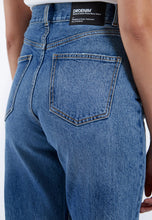 Load image into Gallery viewer, DR DENIM | Echo Jeans | Bay Mid Used