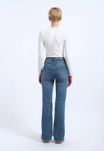 Load image into Gallery viewer, DR DENIM | Moxy Straight Jeans | Cape Sky Worn Hem