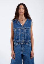 Load image into Gallery viewer, DR DENIM | Tina Top | Stream Mid Retro - LONDØNWORKS