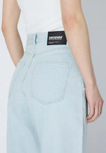 Load image into Gallery viewer, DR DENIM | Echo Jeans | Bay Superlight Used - LONDØNWORKS