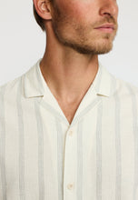 Load image into Gallery viewer, REVOLUTION | 3237 Short Sleeve Cuban Shirt | Blue