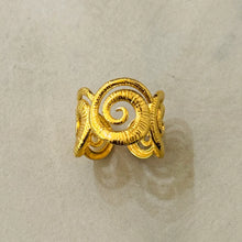 Load image into Gallery viewer, CASSETTE BARCELONA | Tribal Ring | Gold - LONDØNWORKS