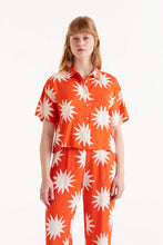 Load image into Gallery viewer, COMPANIA FANTASTICA | Big Sun Print Short Sleeve Shirt | Orange