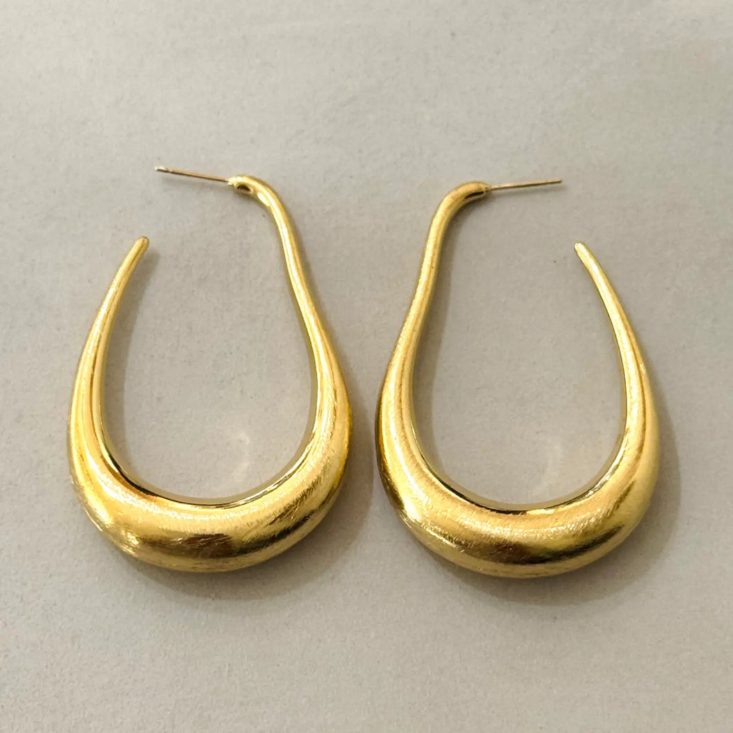 CASSETTE BARCELONA | Colias Brushed Earrings | Gold - LONDØNWORKS