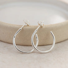 Load image into Gallery viewer, LUCY KEMP | Everyday Hoops | Sterling Silver - LONDØNWORKS