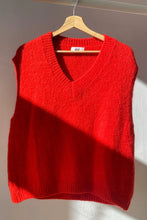 Load image into Gallery viewer, ØST LONDON | Tessa Knitted Mohair Vest | Red - LONDØNWORKS