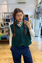 Load image into Gallery viewer, ØST LONDON | Kirsten Sleeveless Fleece Jacket | Green