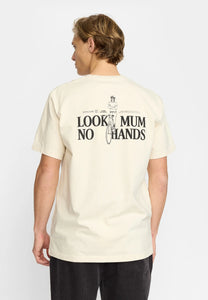 REVOLUTION | 1428 MUM Application T-Shirt | Off-White