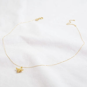 LISA ANGEL | Delicate Bumblebee Pendant Necklace | Gold - LONDØNWORKS