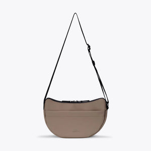 UCON ACROBATICS | Alva Medium Bag | Lotus Infinity Series | Dark Sand