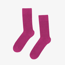 Load image into Gallery viewer, COLORFUL STANDARD |  Women Classic Organic Sock | Magenta Blaze