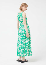 Load image into Gallery viewer, COMPANIA FANTASTICA | Laila Printed Dress | Green - LONDØNWORKS