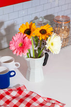 Load image into Gallery viewer, DOIY | Good Morning Vase | Moka