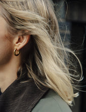 Load image into Gallery viewer, NORDIC MUSE | Medium Bold Hoops | Gold