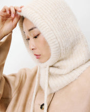 Load image into Gallery viewer, GRACE &amp; MILA | Samourai Wool Blend Balaclava | Sand