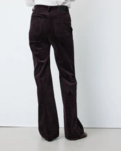 Load image into Gallery viewer, GRACE &amp; MILA | Alban Straight Corduroy Pant | Aubergine