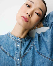 Load image into Gallery viewer, GRACE &amp; MILA | Anaelle Shirt | Light Blue