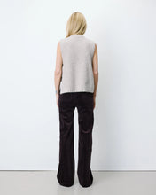 Load image into Gallery viewer, GRACE &amp; MILA | Argan Sleeveless Crew Neck Knit Sweater | Greige