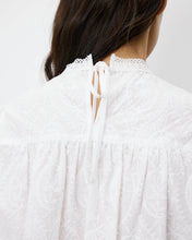 Load image into Gallery viewer, GRACE &amp; MILA | Abigail Broderie Anglaise Blouse | Ivory