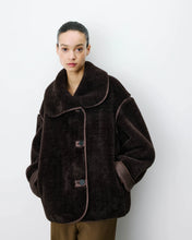 Load image into Gallery viewer, GRACE &amp; MILA | Amelio Faux Fur Coat | Chocolate