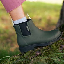 Load image into Gallery viewer, MERRY PEOPLE | Bobbi Ankle Wellington Boot | Forest Green