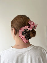 Load image into Gallery viewer, STAISE | Sugar Muma Scrunchie | Pink &amp; Leopard Print