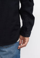Load image into Gallery viewer, REVOLUTION | 3176 Loose Shirt | Black - LONDØNWORKS
