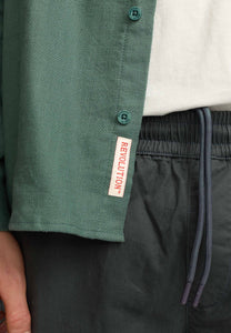 REVOLUTION | 3176 Loose Shirt | Dust Green - LONDØNWORKS