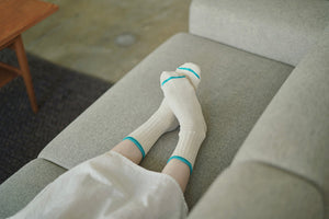 NISHIGUCHI KUTSUSHITA | Boston Silk Cotton Socks | Marshmallow Cream