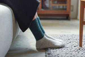 NISHIGUCHI KUTSUSHITA | Oslo Mohair Wool Pile Socks | T-Green