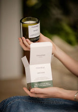 Load image into Gallery viewer, OSMOLOGY BY AERY | Vetiver Candle