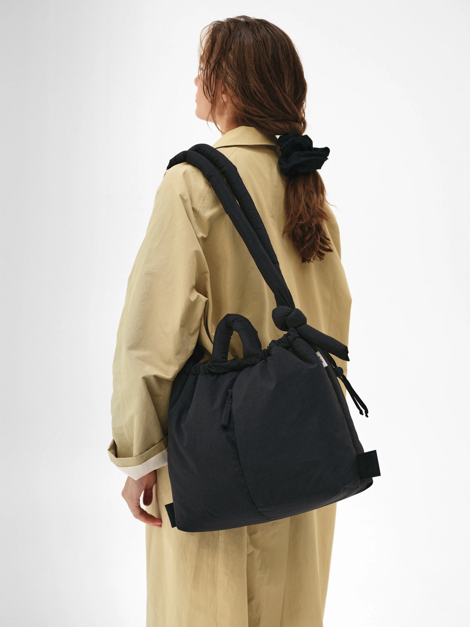 OLEND ONA SOFT BAG ブラック ÖLEND BACKPACKS | Ona Soft Bag | Black | LONDØNWORKS