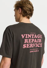 Load image into Gallery viewer, REVOLUTION | 1465 VIN T-Shirt | Black